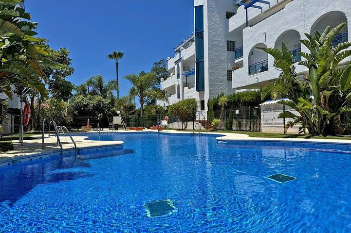 Ferienwohnung für 6 Personen, mit Balkon und Pool - 1