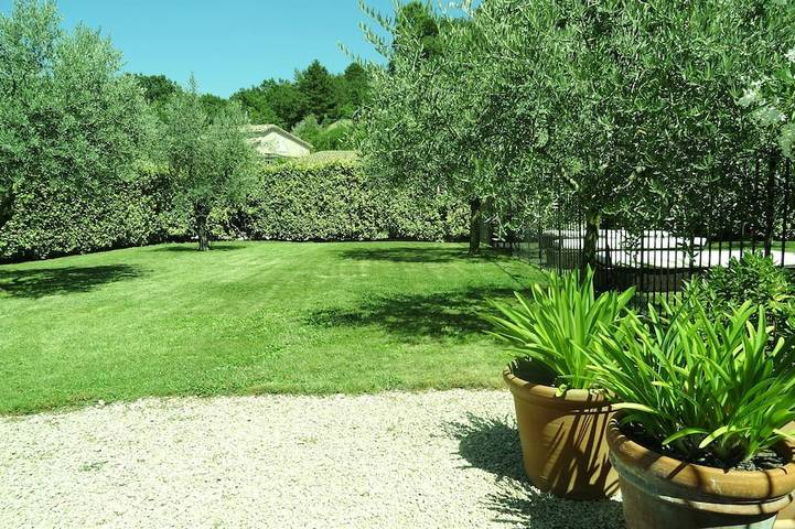 Gîte pour 6 personnes, avec jardin à Beaumont-du-Ventoux