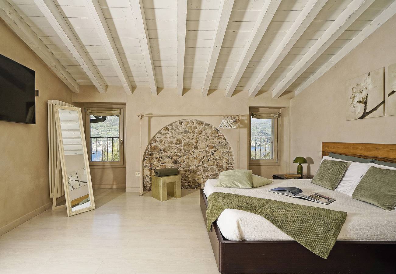 Il Piccolo Paradiso in San Felice del Benaco, Prealpi Gardesane