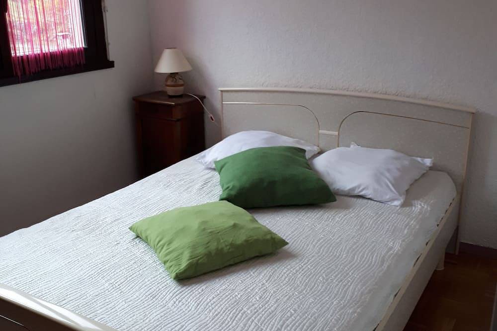 Appartement entier, Appartement pour curistes ou vacanciers près du centre thermal et des stations in Ax-les-Thermes, Pyrénées