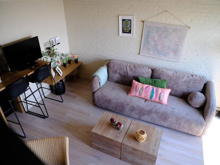 Ferienwohnung für 5 Personen, mit Balkon und Pool sowie Ausblick in Schouwen-Duiveland