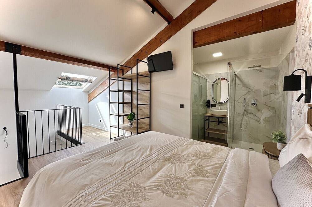 Entire apartment, Casa de Postas Duplex in Meruelo, Cantabrian Coast