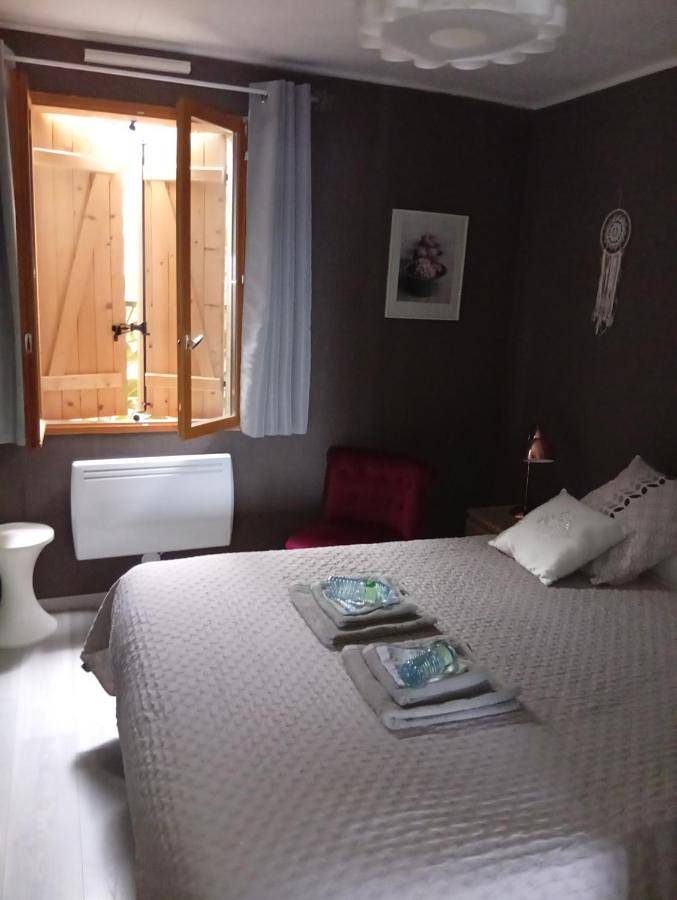 Location de vacances pour 3 personnes, avec Terrasse à Cusset - 2