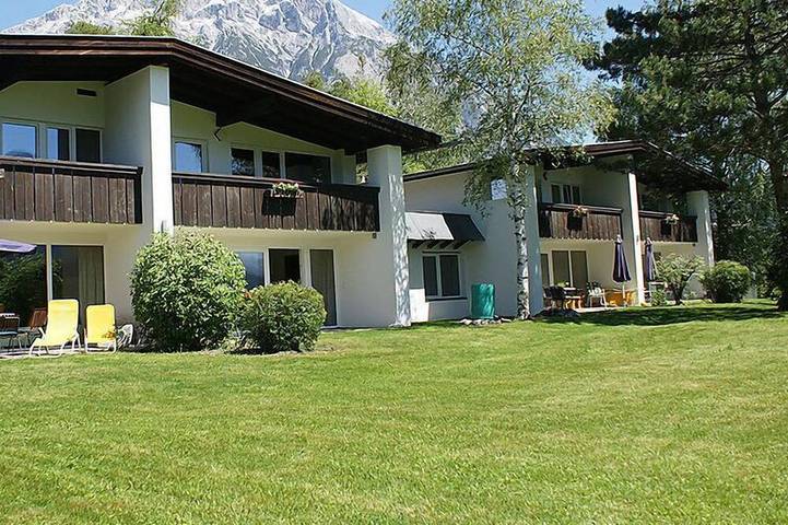 Ferienhaus für 4 Personen, mit Sauna und Terrasse sowie Pool und Garten, mit Haustier - 1
