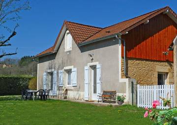 Gîte pour 6 personnes, avec jardin, animaux acceptés à Montignac