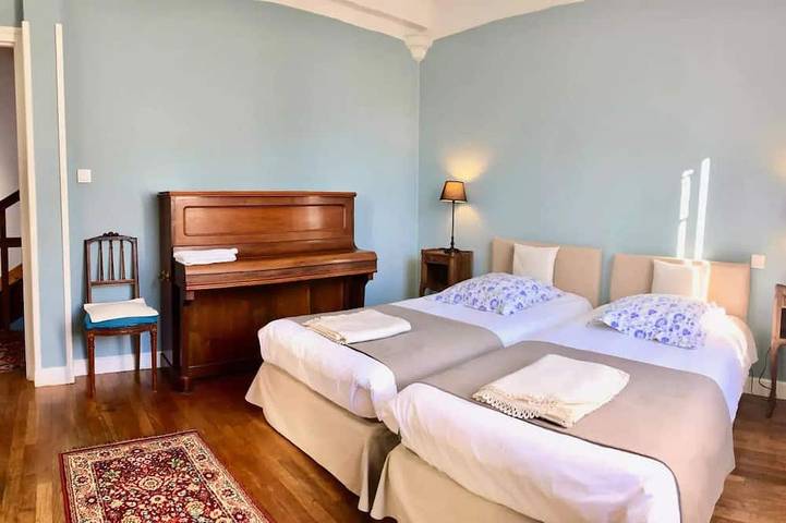 Location de vacances pour 14 personnes, avec terrasse à Uzerche - 2