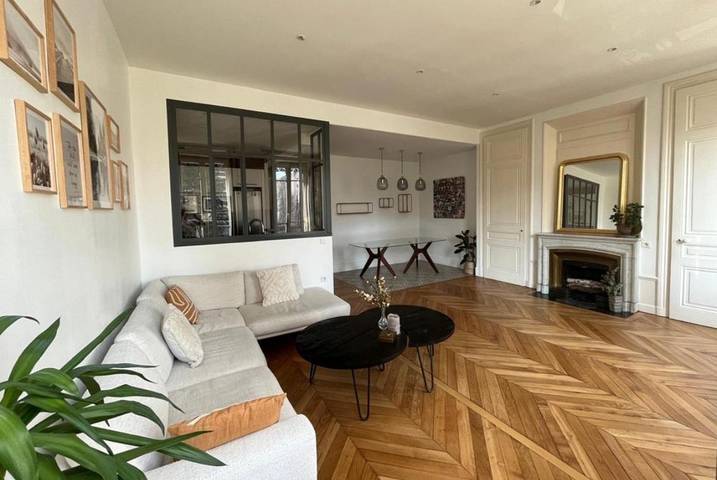 Gîte pour 6 personnes, avec vue dans La Plaine Saint-Denis