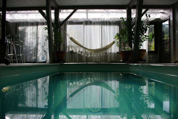 Gîte pour 4 personnes, avec jardin ainsi que jacuzzi et balcon