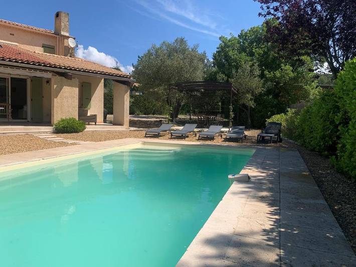 Location de vacances pour 10 personnes, avec vue ainsi que jardin et piscine à Saint-Marcellin-lès-Vaison - 4