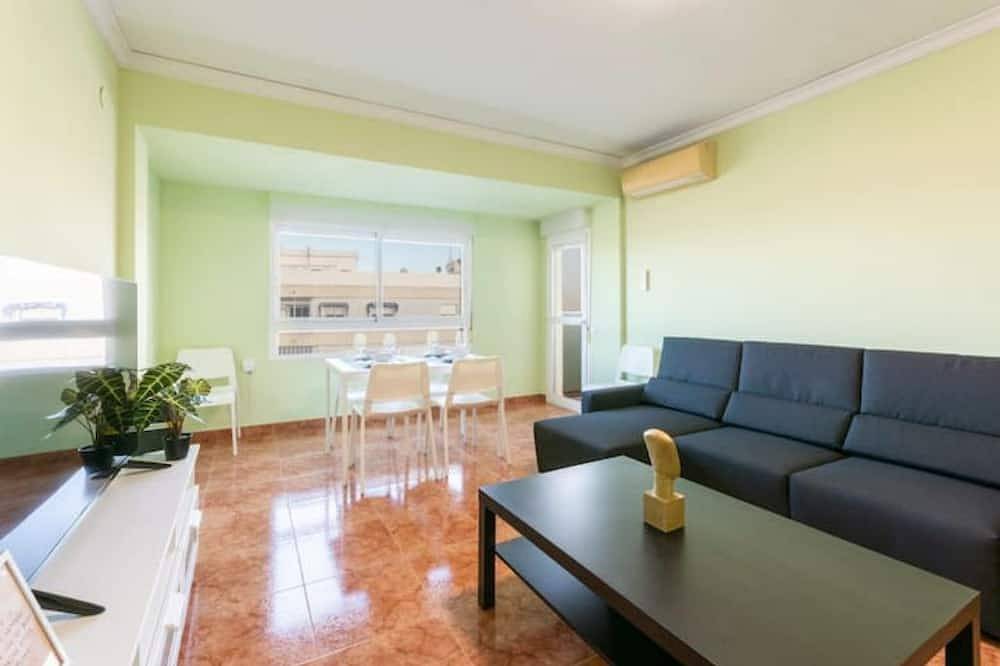 Entire apartment, Warm and comfort apartment very close of th  e center of Gandia and beach. Peace in Gandia, Costa de Valencia