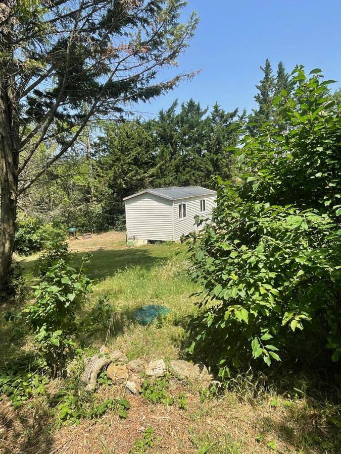 Location de vacances pour 4 personnes, avec vue ainsi que bassin pour enfant et jardin, animaux acceptés à Villelongue-d'Aude