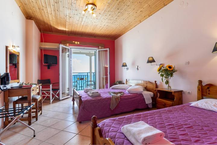 Gîte pour 3 personnes, avec Balcon à Leucade - 3