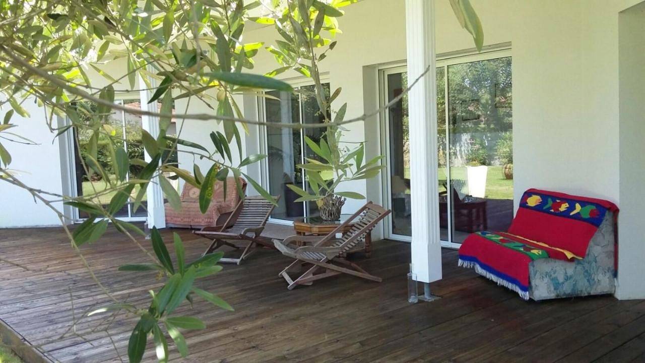 Double Room with Private Bathroom in Andernos-les-Bains, Région d'Arcachon