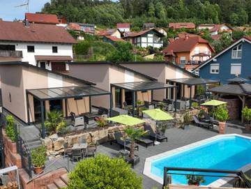 Chalet für 4 Personen, mit Terrasse und Garten, kinderfreundlich in der Pfalz