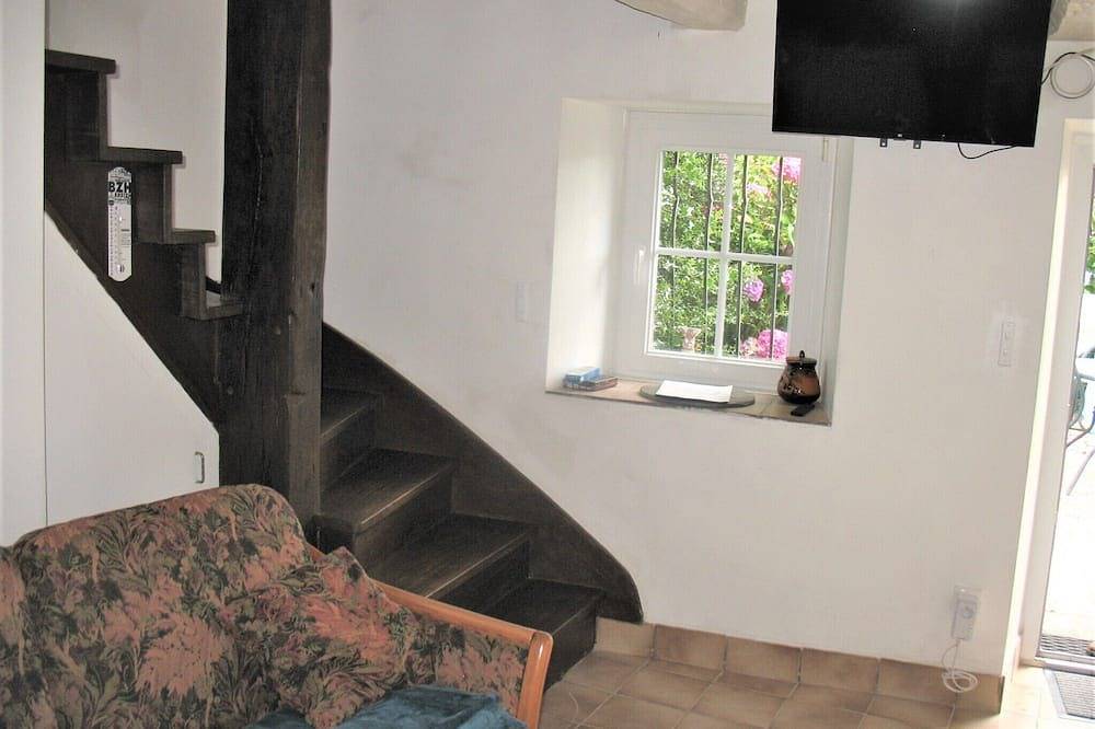 Le Petit Nid Des Amoureux in Perret, Région de Guingamp