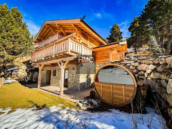 Chalet pour 8 personnes, avec balcon à Bolquère - 2