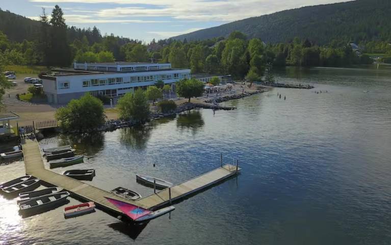 Location de vacances pour 6 personnes, avec jardin et sauna dans Lac de Gérardmer - 2