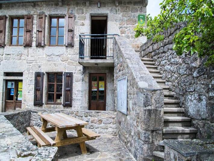 Gîte pour 5 personnes, avec terrasse et piscine à Brion (Lozère) - 2