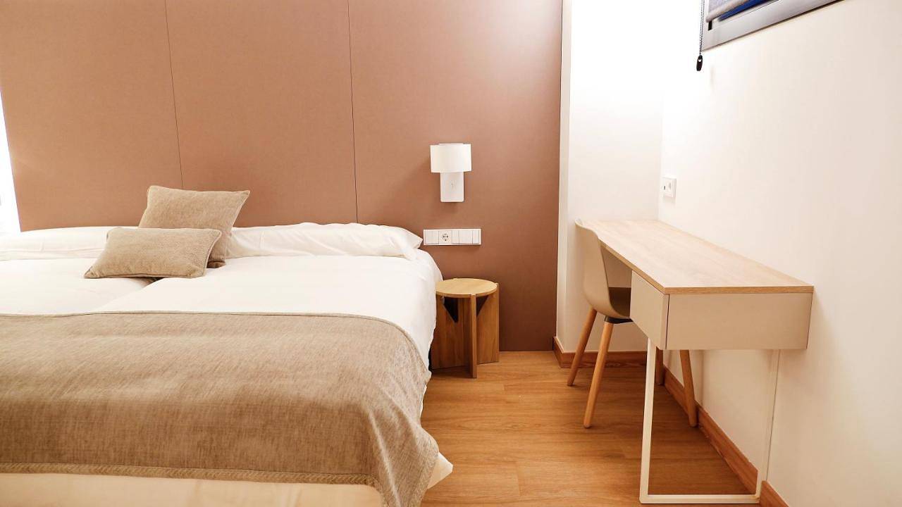 Double or Twin Room with Shower in Durango, Biscaye