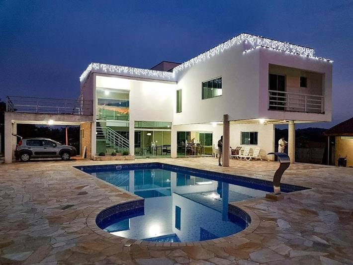 Casas e apartamentos de temporada para 23 pessoas, com balcão e piscina e ainda vista, com animais de estimação em Pinhalzinho