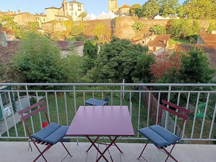 Gîte pour 4 personnes, avec vue et jardin à Parthenay - 2