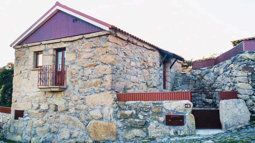 Location de vacances pour 3 personnes, avec vue et jardin dans Soajo - 2