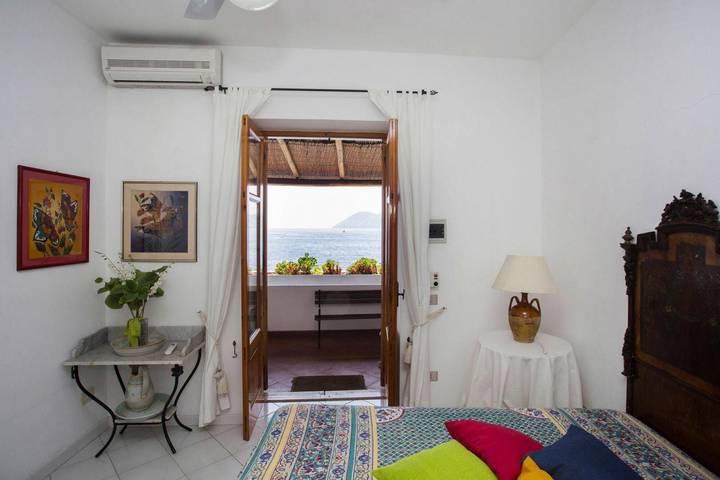 Gîte pour 5 personnes, avec balcon à Lipari - 2