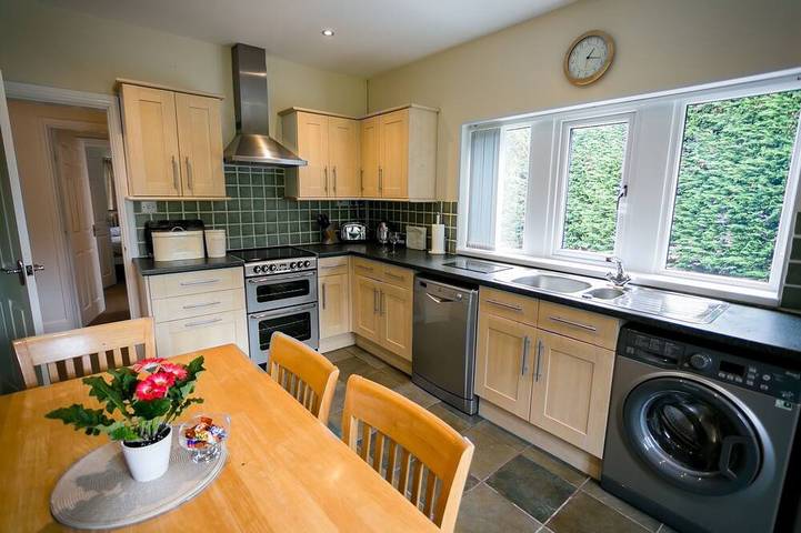 Cottage for 4 people, with garden and hot tub as well as terrace, with pets in Lancashire
