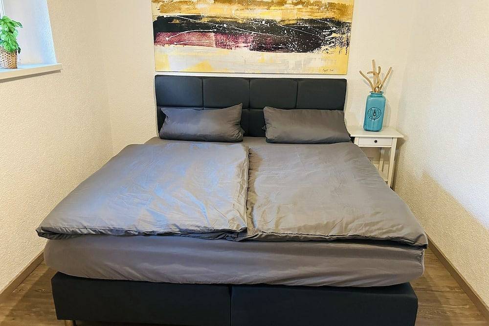 Privater Pool, Klimaanlage, Sauna, Kamin und Blick ins Grüne in Pratau, Wittenberg