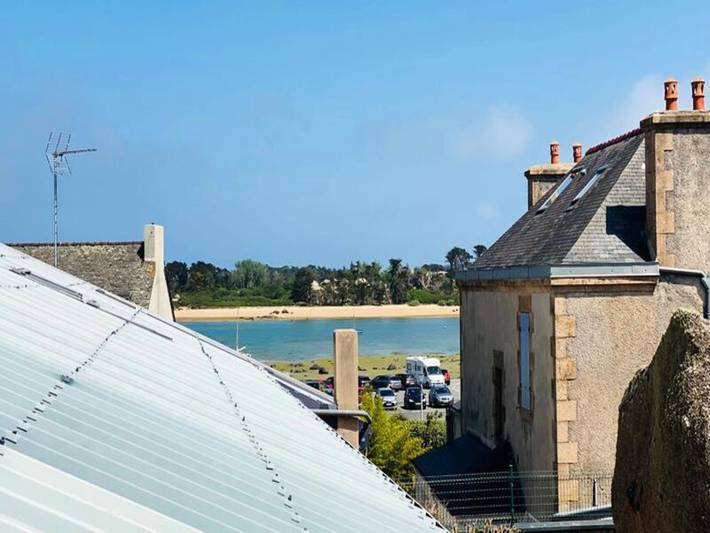 Gîte pour 2 personnes, adapté aux familles dans Office De Tourisme De Tregastel