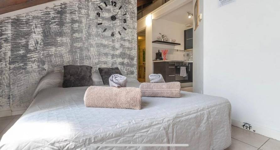 Baita per 6 persone, con balcone e panorama a Torino