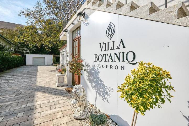 Gîte pour 4 personnes, avec Terrasse et Jardin ainsi que Piscine et Vue à Sopron