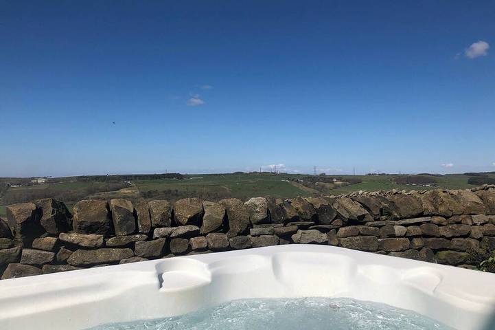 Cottage for 2 people, with garden and hot tub in Lancashire