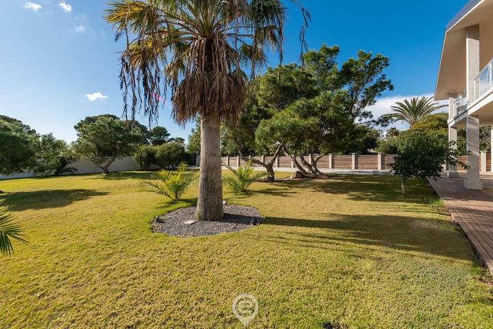 Location de vacances pour 6 personnes, avec jardin à Porto Pino - 3