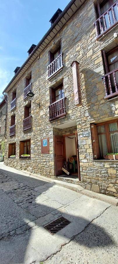 Single Room in Salardú, Naut Aran