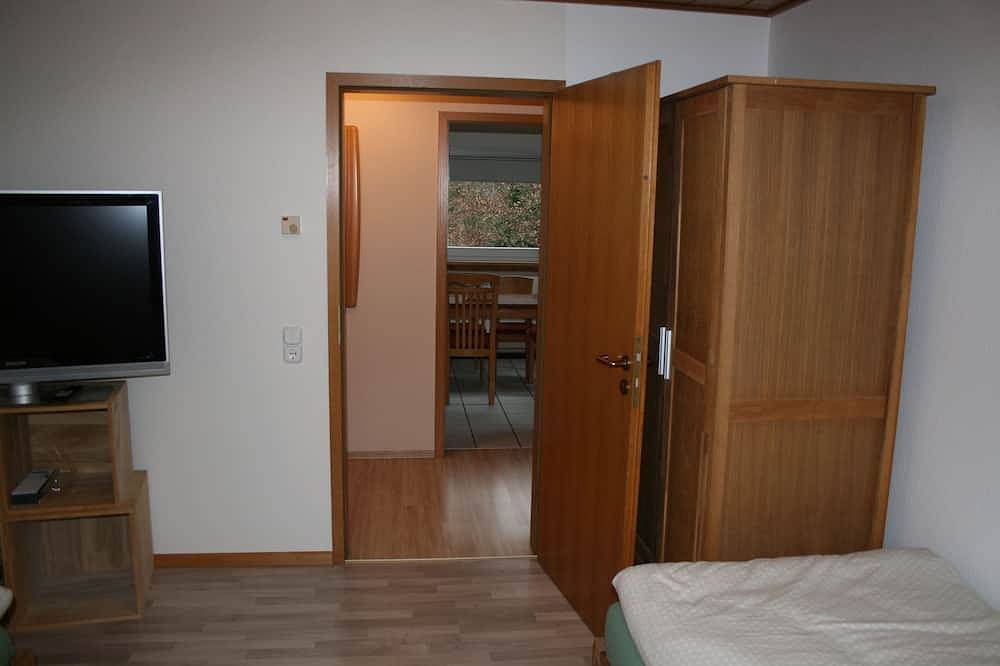 Ganze Wohnung, Gemütliche helle 52 m² große Ferienwohnung in familiärer Umgebung in Mülheim an der Ruhr, Ruhrgebiet