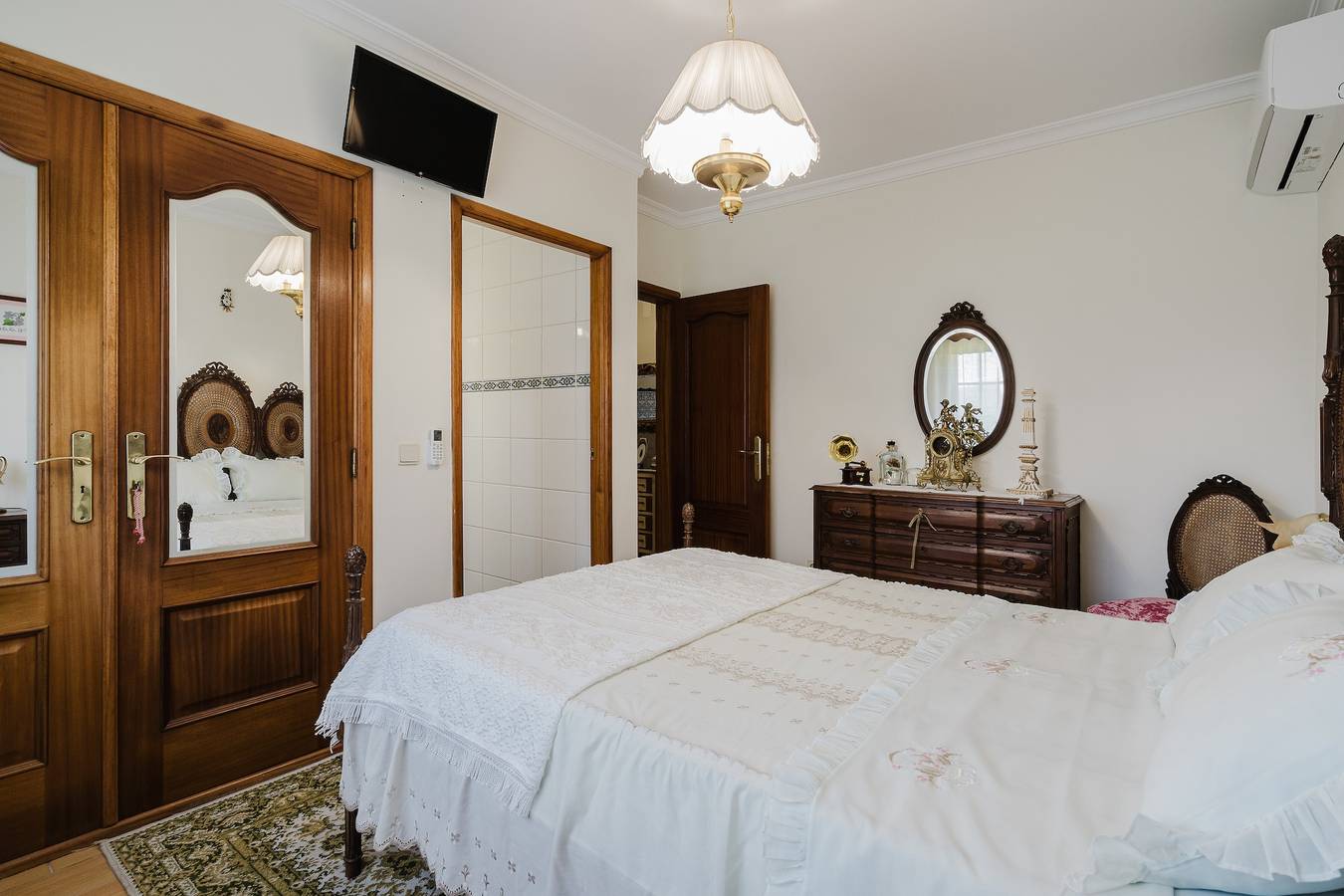 Habitación 'Quinta Do Passal - Quarto 1' con vistas a la montaña, Wi-Fi y aire acondicionado. in Gondoriz, Distrito de Viana do Castelo