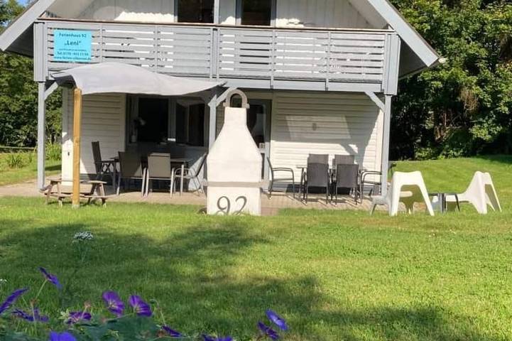 Ferienpark für 8 Personen, mit Balkon und Garten sowie Pool am Silbersee