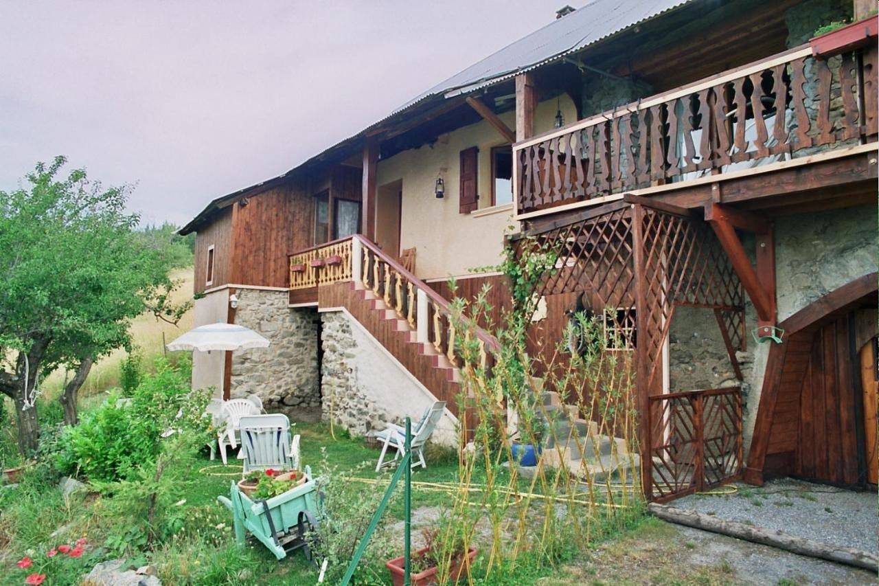 Two-Bedroom Cottage in Prunières, Parc national des Écrins