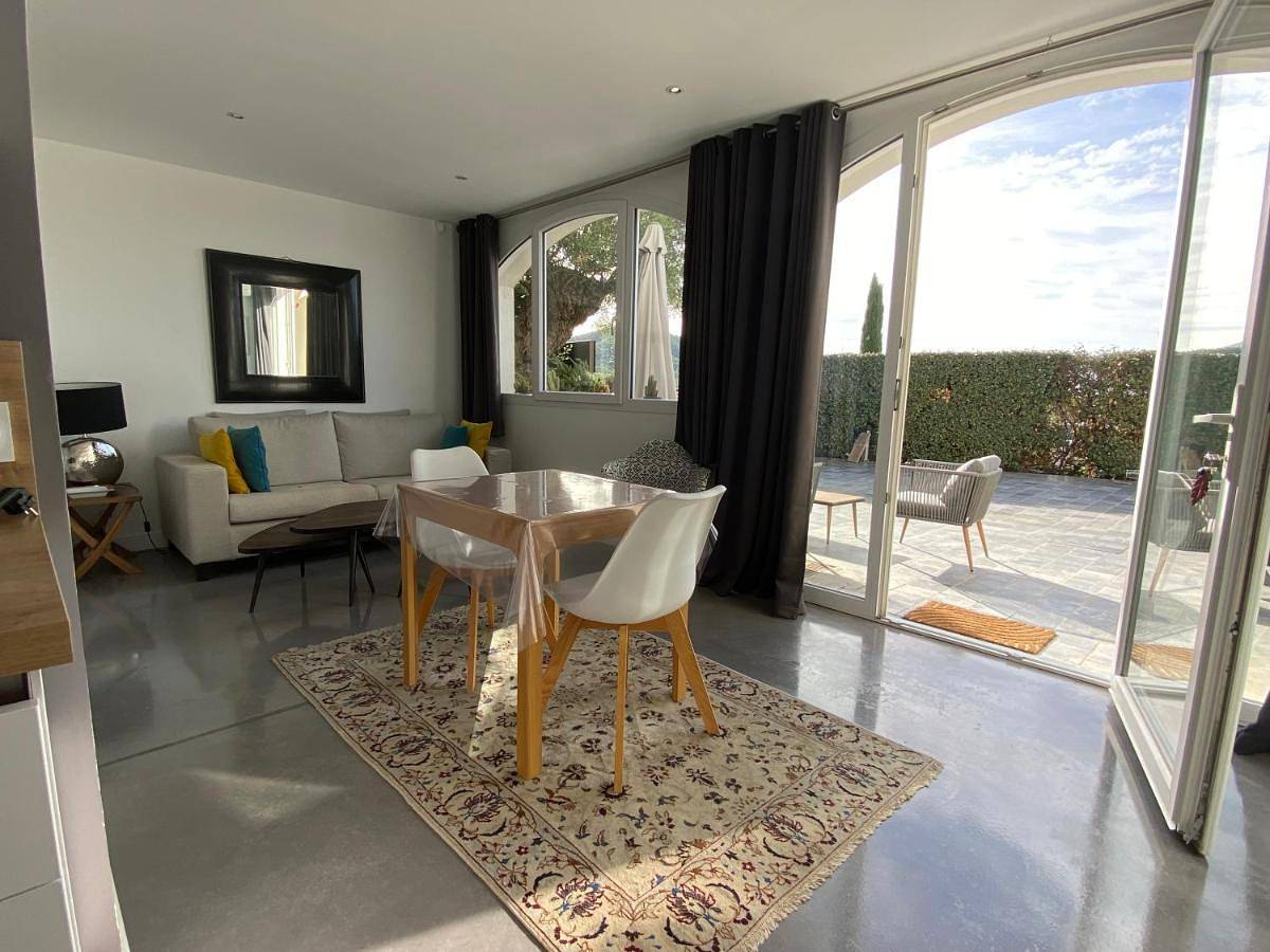 Double Room with Garden View in La Londe-les-Maures, Côte méditerranéenne (France)