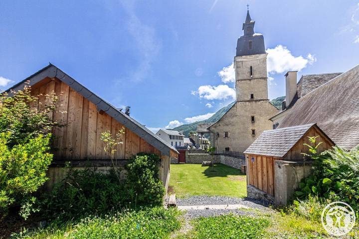 Gîte pour 3 personnes, avec jardin à Arrens-Marsous - 2
