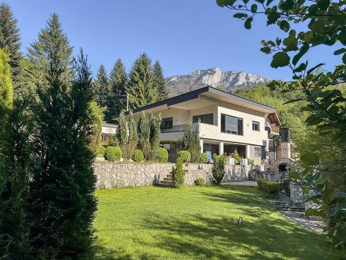 Ferienhaus für 8 Personen, mit Balkon und Garten sowie Sauna - 1