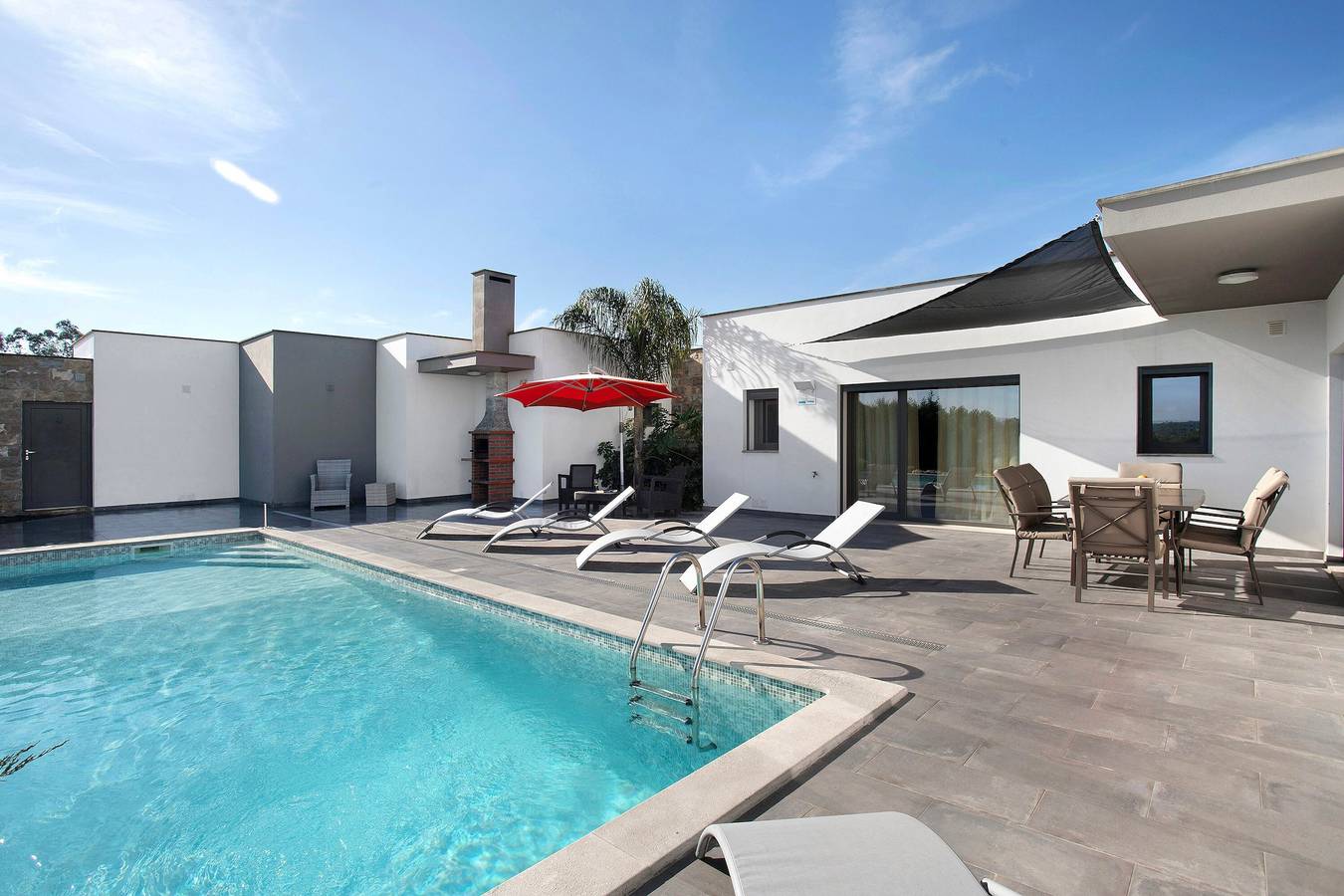 Villa for 6 People in Salir de Matos, Leiria District