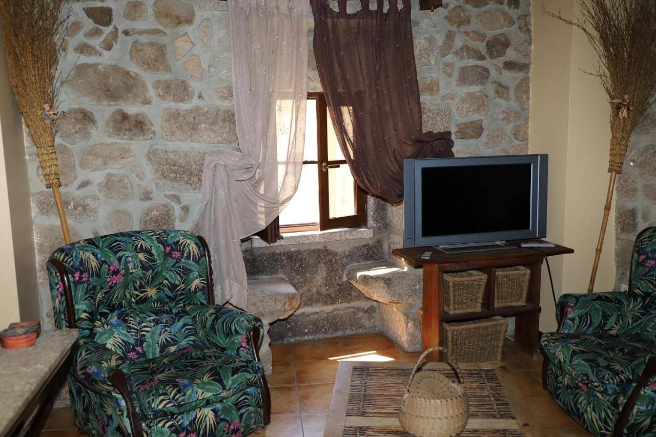 Apartamento inteiro, One-Bedroom Apartment in Melo, Melo e Nabais