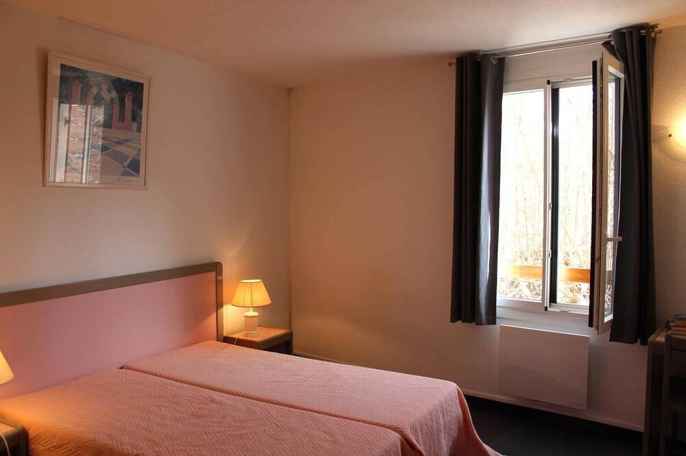 L'Escaou Doui - Coursegoules in Coursegoules, Region de Cannes