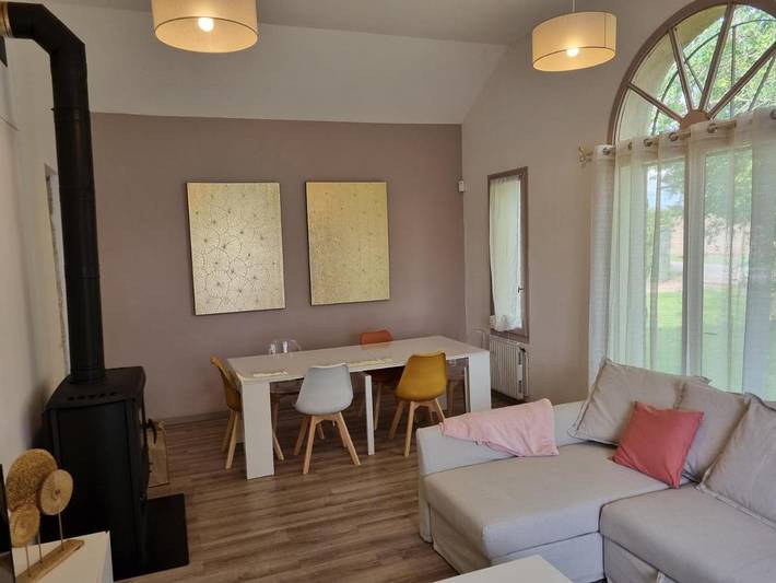 Location de vacances pour 4 personnes, avec jardin et vue à Orrouy - 4