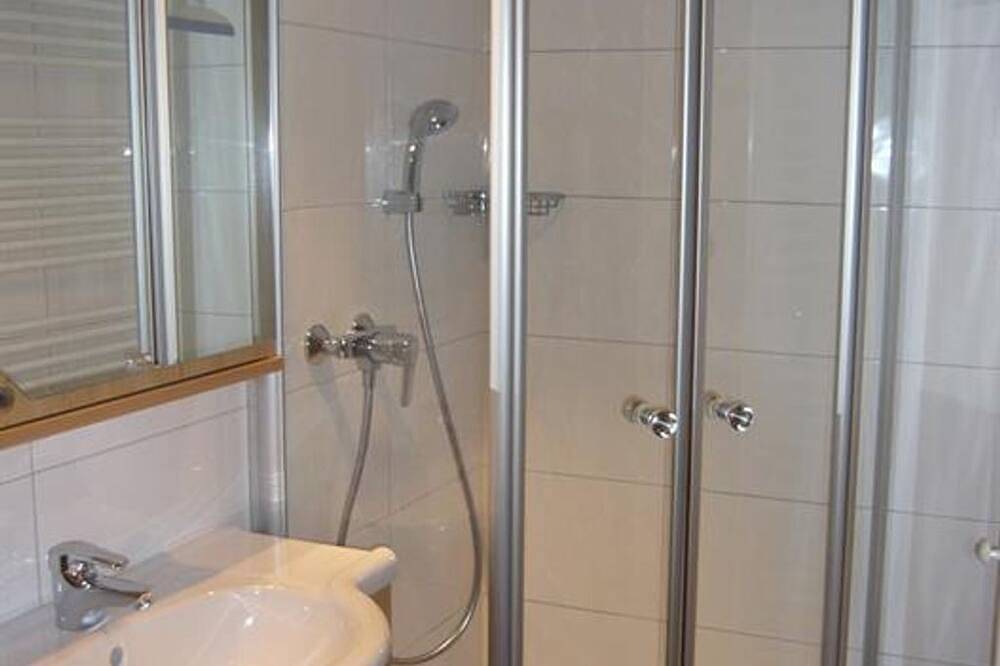 \"Spitzmauer\"/Wohn-Schlafraum/Dusche, Wc - Familienbauernhof Grossgrub in Vorderstoder, Totes Gebirge