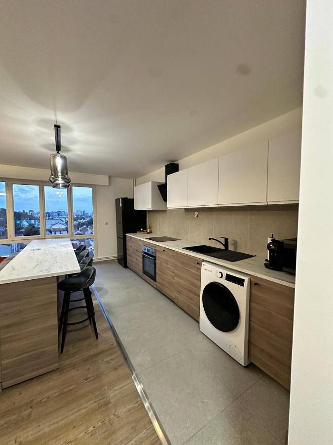 Appartement entier, Panorama Deluxe in Rosny-sous-Bois, Seine-Saint-Denis