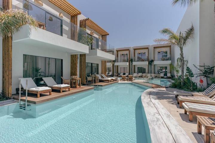 Location de vacances pour 2 personnes, avec jardin ainsi que piscine et vue à Chersónissos - 3