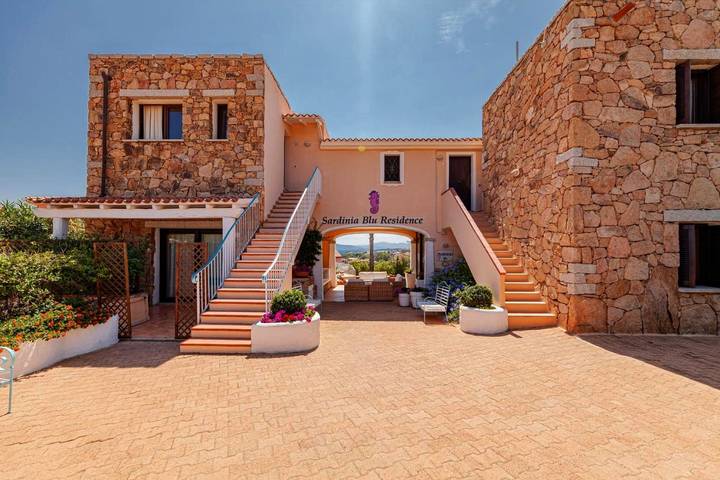 Appart’hôtel pour 5 personnes, avec jardin et piscine